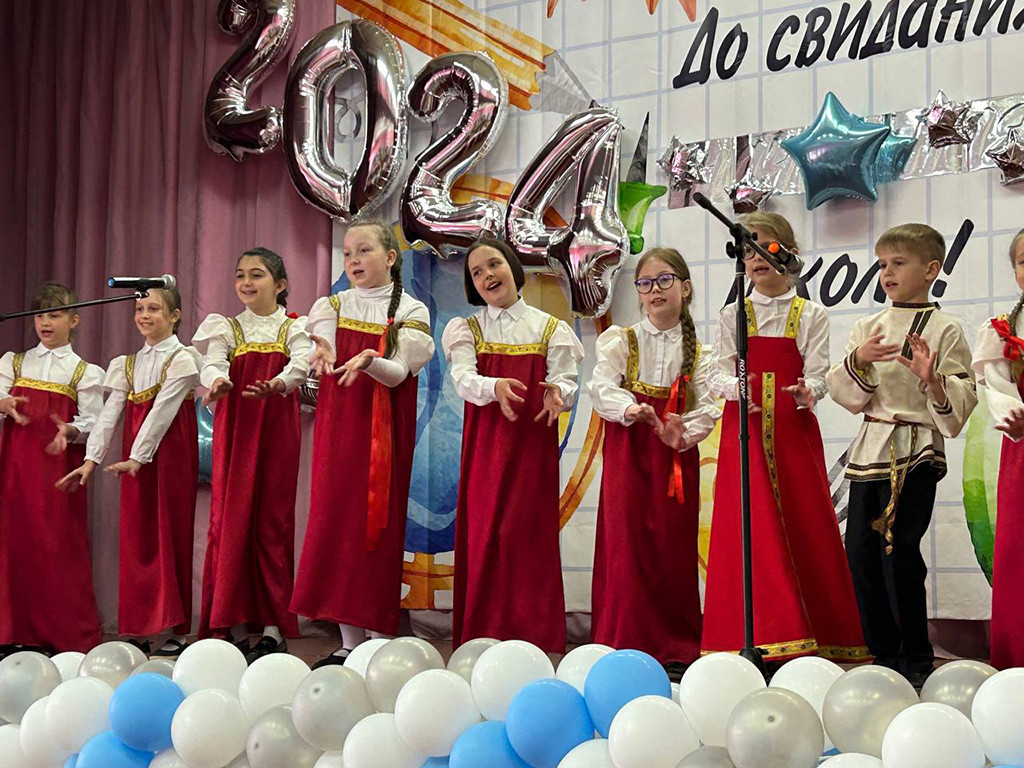Отчётный концерт ансамбля русской народной песни «Лутонюшки»